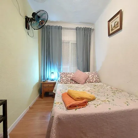 Homestay Olivos Madrid Exterior photo