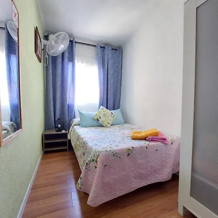Homestay Olivos Madrid Exterior photo