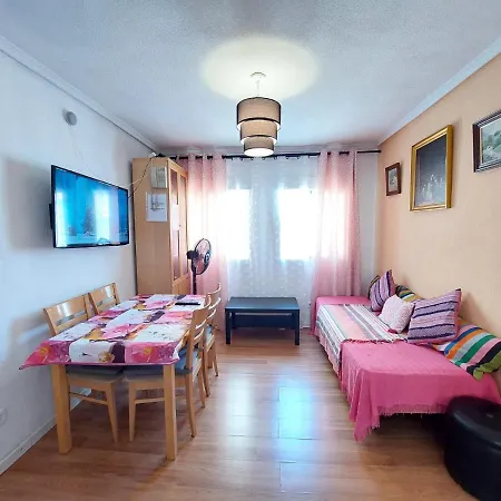 Homestay Olivos Madrid Exterior photo