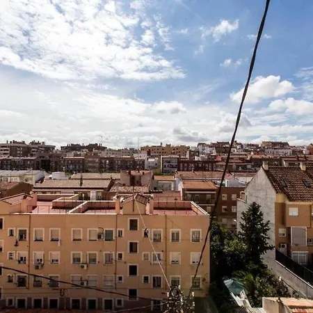 Homestay Olivos Madrid Exterior photo